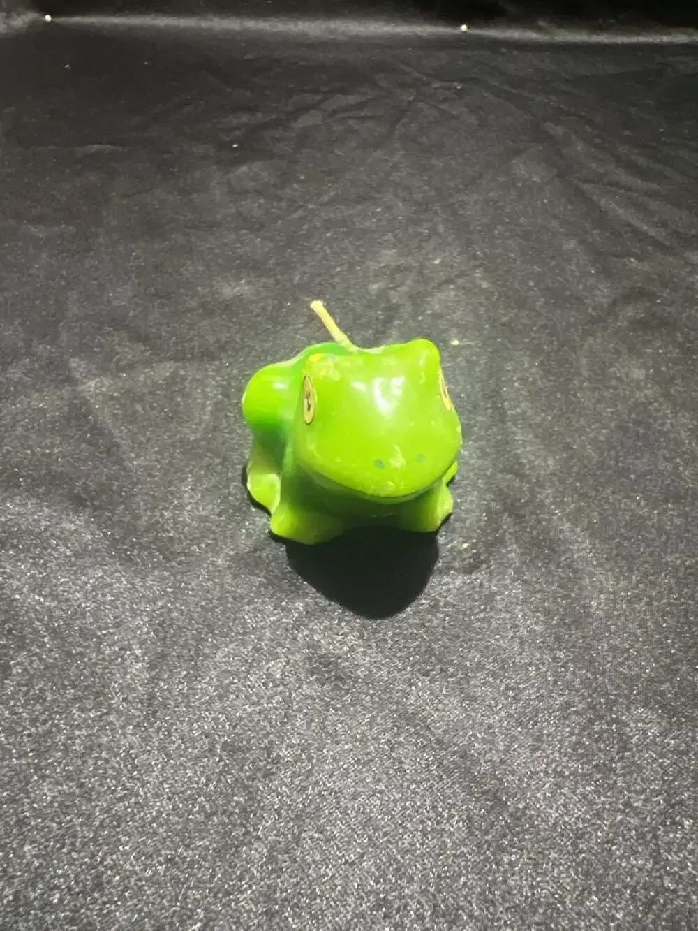 Vintage Green Frog Figural Wax Candle
